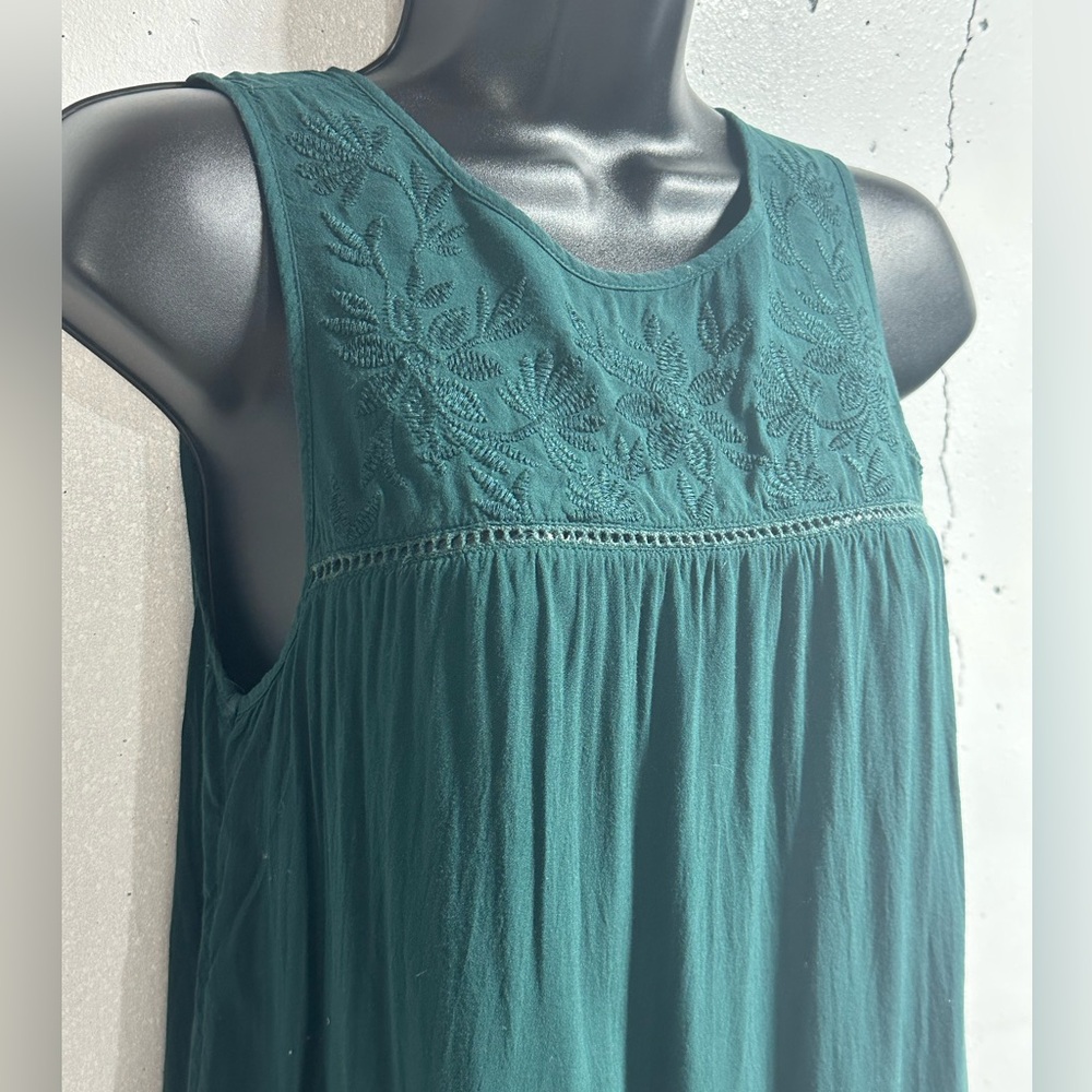 Gap Forest Green Dressy Tank Size Small Embroidery Cut Outs Empire Waist A284